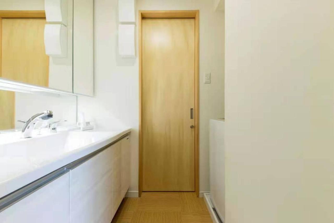 Appartement Rivil Hakata à Fukuoka  Extérieur photo